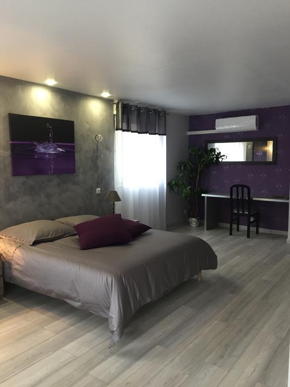 Au Pied De La Roche Apartment Bagian luar foto