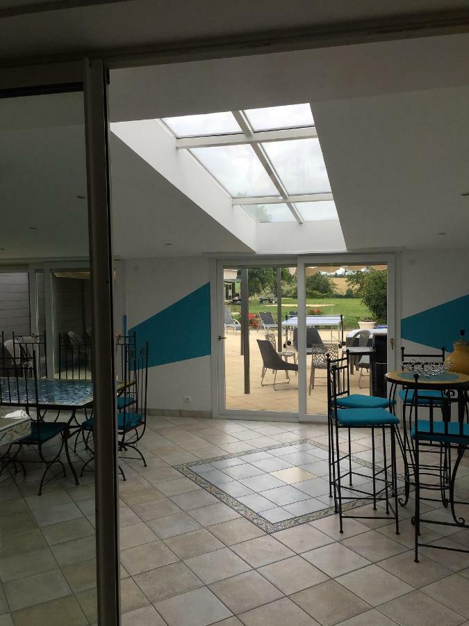 Au Pied De La Roche Apartment Bagian luar foto