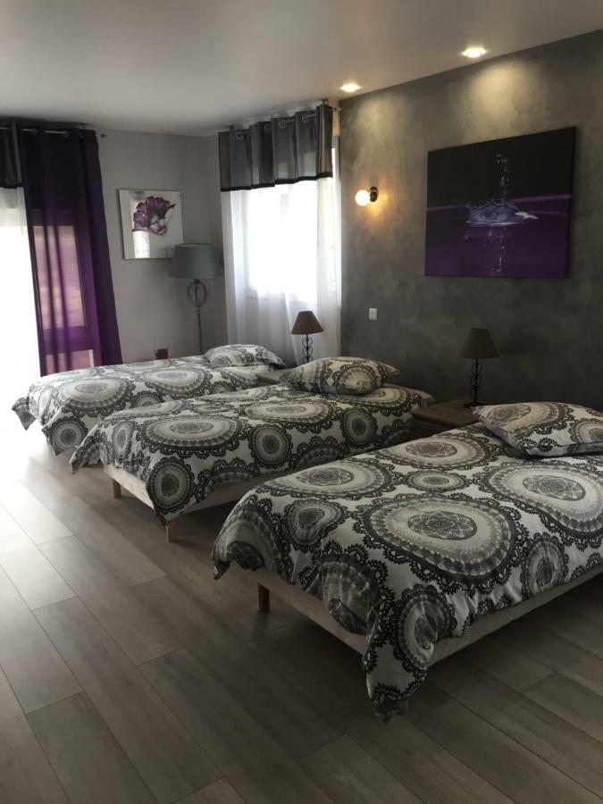 Au Pied De La Roche Apartment Bagian luar foto