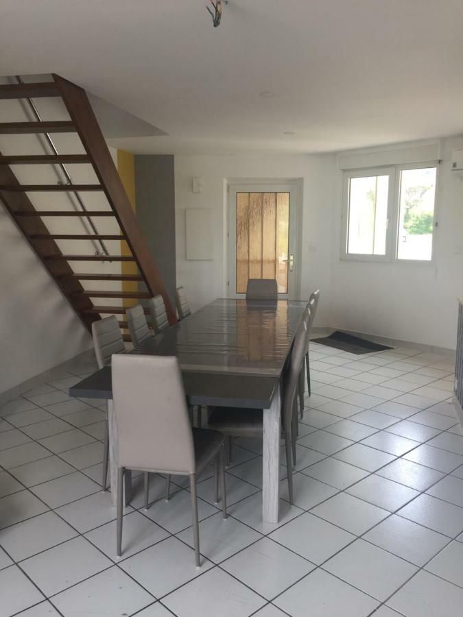 Au Pied De La Roche Apartment Bagian luar foto