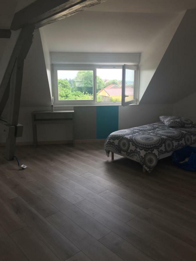 Au Pied De La Roche Apartment Bagian luar foto